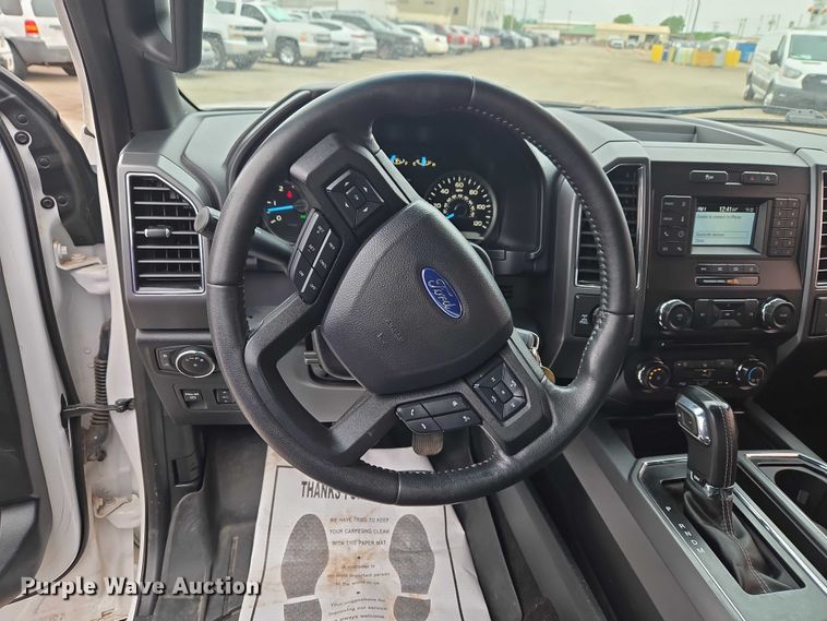 image for item ET5055 2018 Ford F150 Crew Cab pickup truck