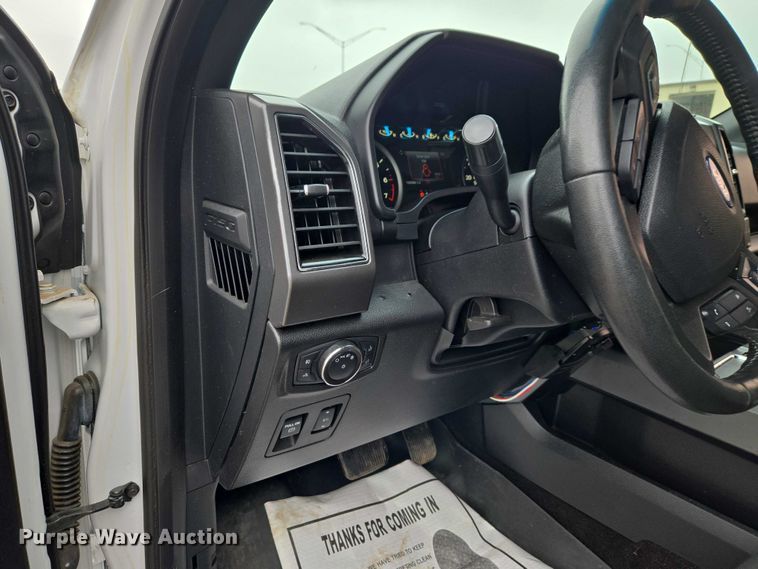 image for item ET5055 2018 Ford F150 Crew Cab pickup truck