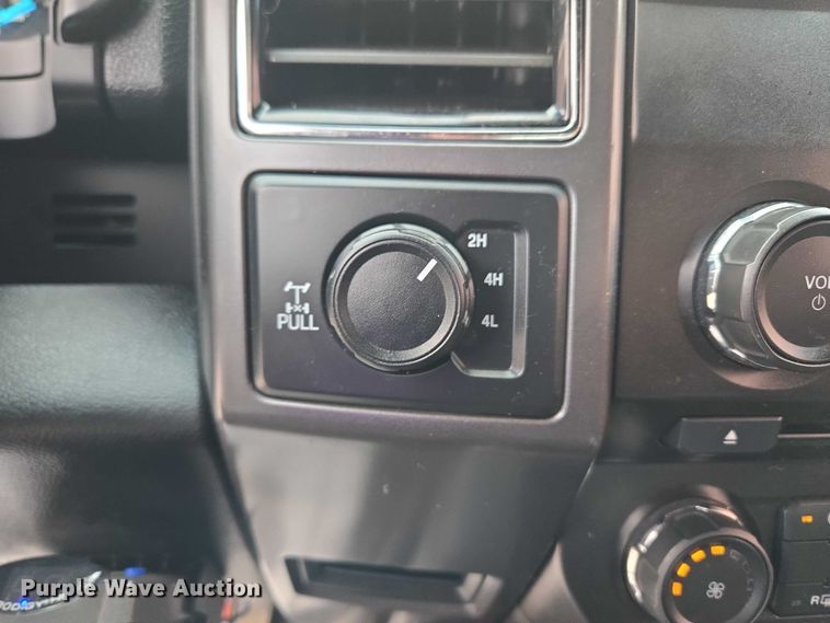 image for item ET5055 2018 Ford F150 Crew Cab pickup truck