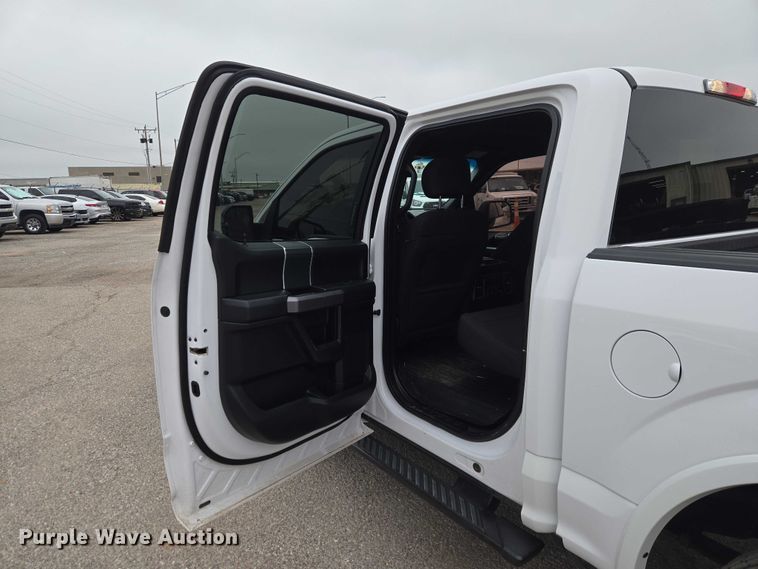 image for item ET5055 2018 Ford F150 Crew Cab pickup truck