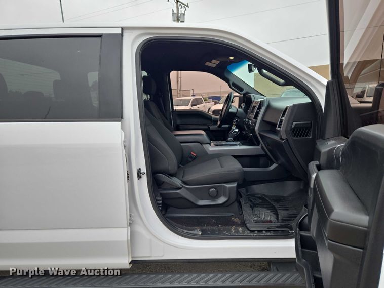 image for item ET5055 2018 Ford F150 Crew Cab pickup truck