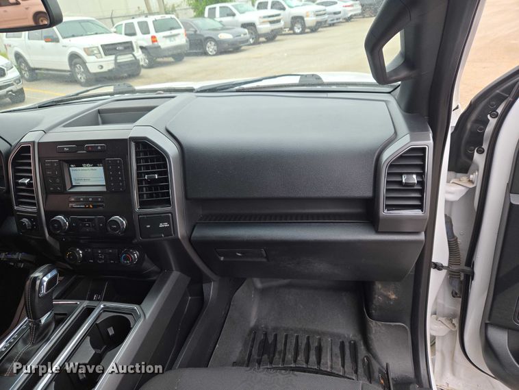 image for item ET5055 2018 Ford F150 Crew Cab pickup truck