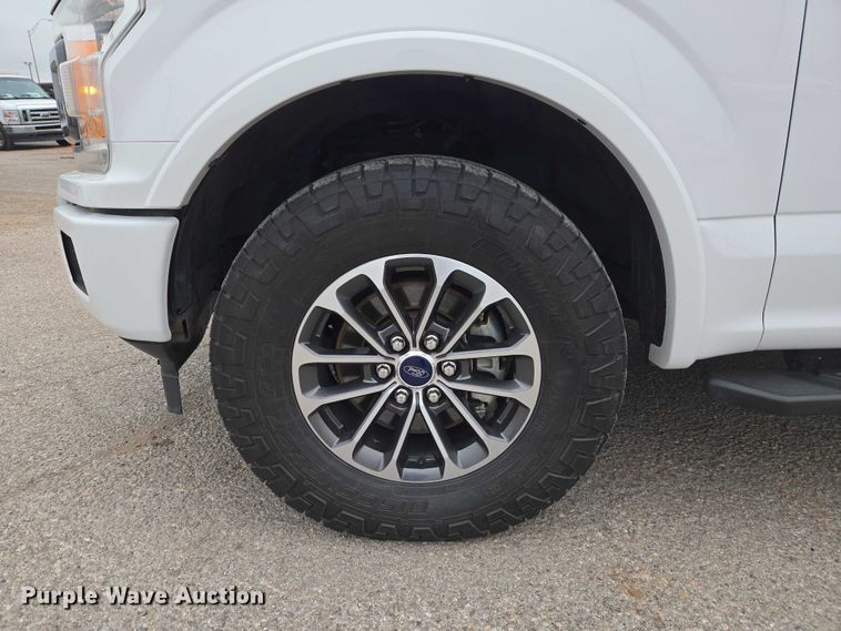 image for item ET5055 2018 Ford F150 Crew Cab pickup truck