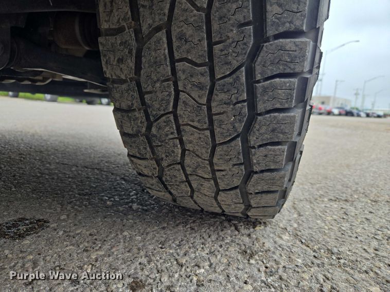 image for item ET5055 2018 Ford F150 Crew Cab pickup truck