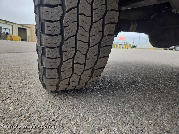 image for item ET5055 2018 Ford F150 Crew Cab pickup truck