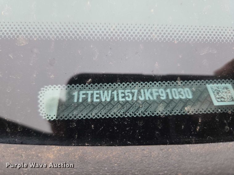 image for item ET5055 2018 Ford F150 Crew Cab pickup truck