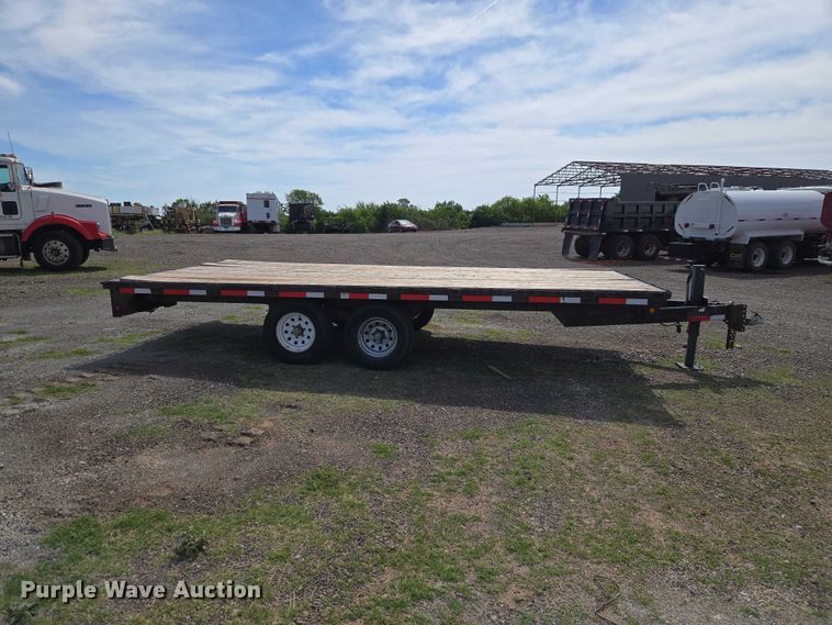image for item ET5066 2010 Snake River utility trailer