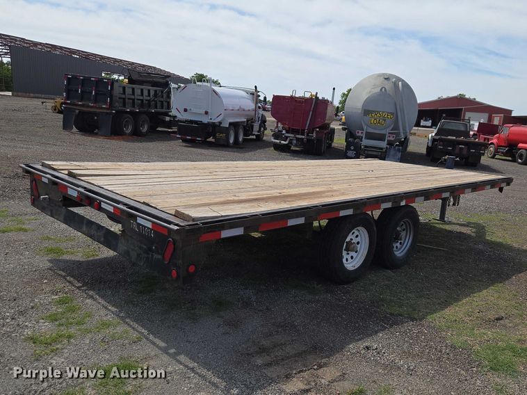 image for item ET5066 2010 Snake River utility trailer