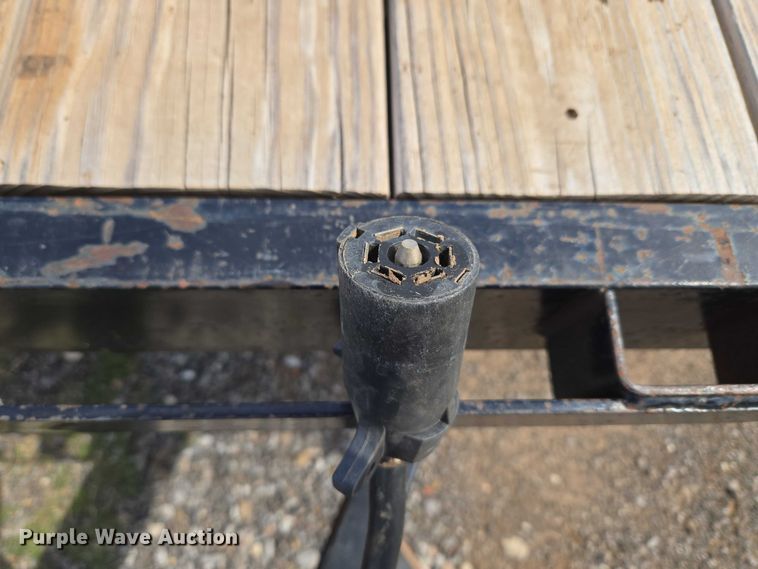 image for item ET5066 2010 Snake River utility trailer