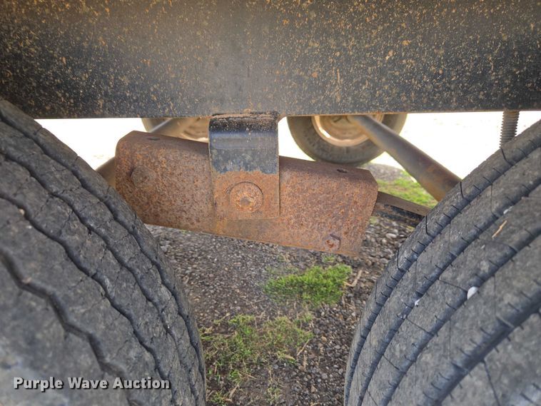 image for item ET5066 2010 Snake River utility trailer