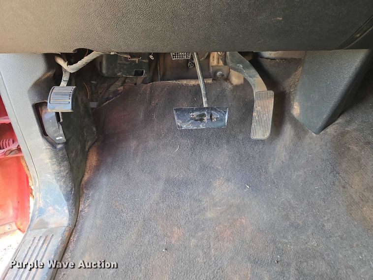 image for item ET5069 2011 Chevrolet Silverado 1500 Ext. Cab pickup truck