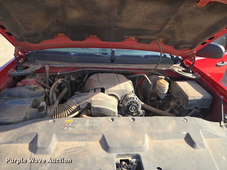 image for item ET5069 2011 Chevrolet Silverado 1500 Ext. Cab pickup truck