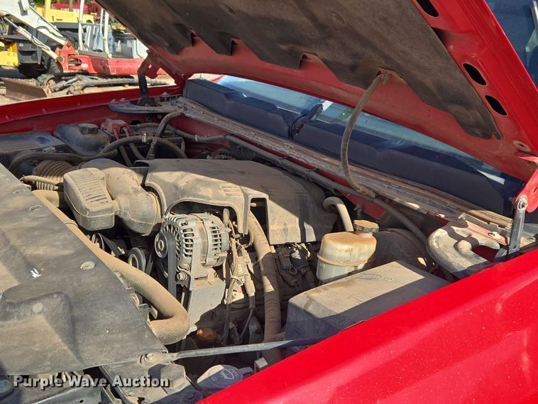 image for item ET5069 2011 Chevrolet Silverado 1500 Ext. Cab pickup truck