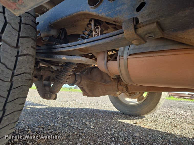 image for item ET5069 2011 Chevrolet Silverado 1500 Ext. Cab pickup truck