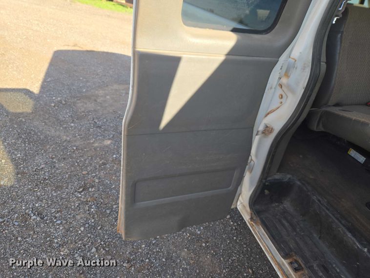 image for item ET5070 2015 Chevrolet Express 3500 van