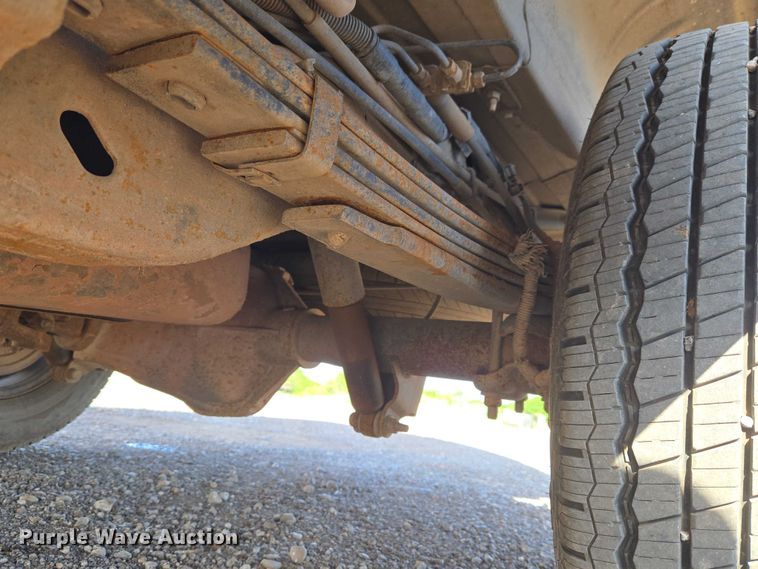 image for item ET5070 2015 Chevrolet Express 3500 van