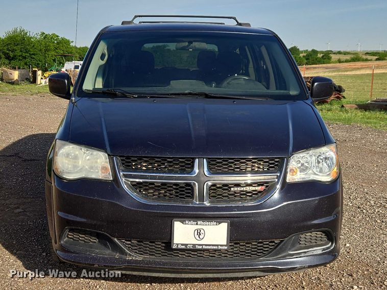 image for item ET5071 2013 Dodge Grand Caravan van