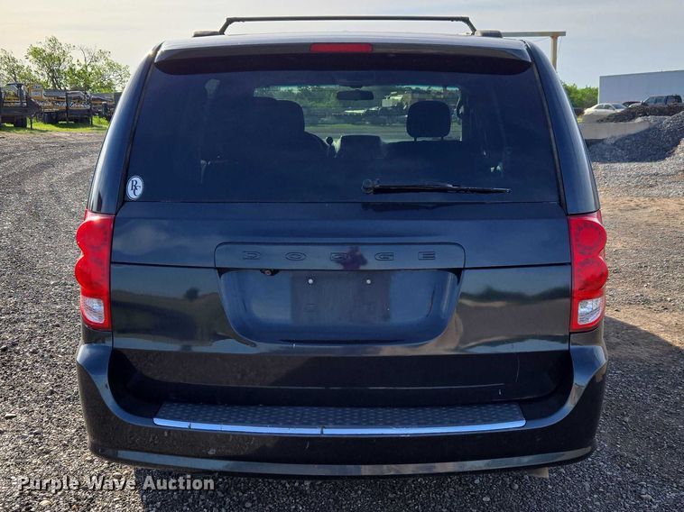 image for item ET5071 2013 Dodge Grand Caravan van