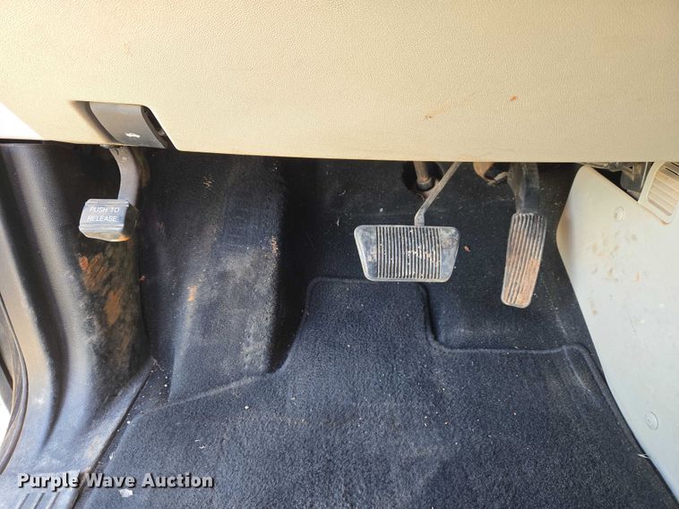 image for item ET5071 2013 Dodge Grand Caravan van