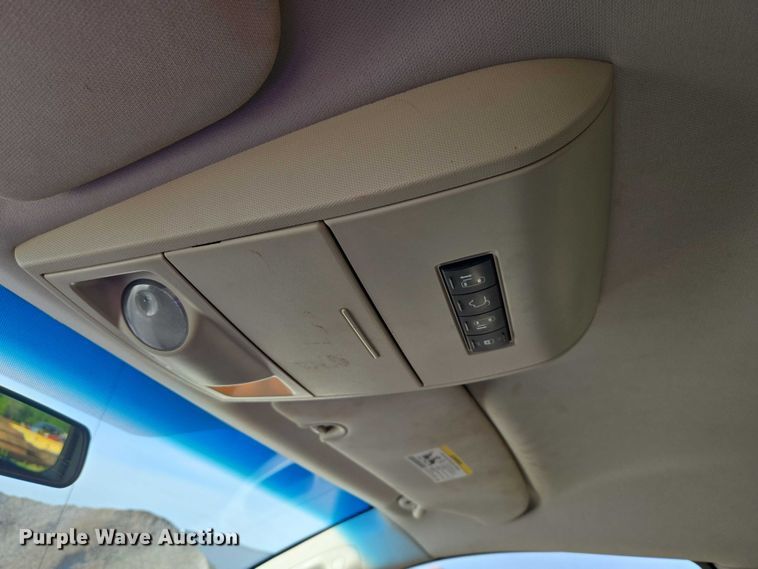 image for item ET5071 2013 Dodge Grand Caravan van