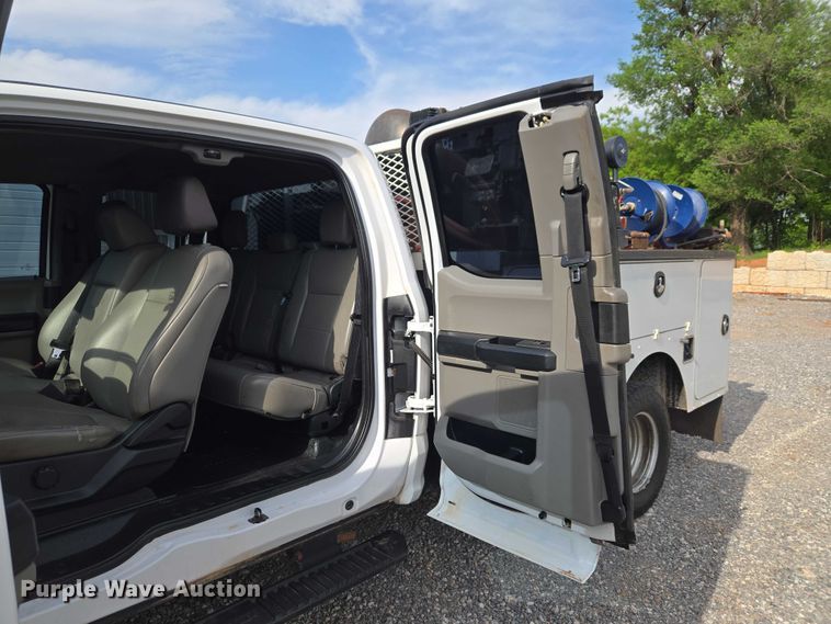 image for item ET5073 2021 Ford F350 Super Duty XL Ext. Cab utility bed pickup truck