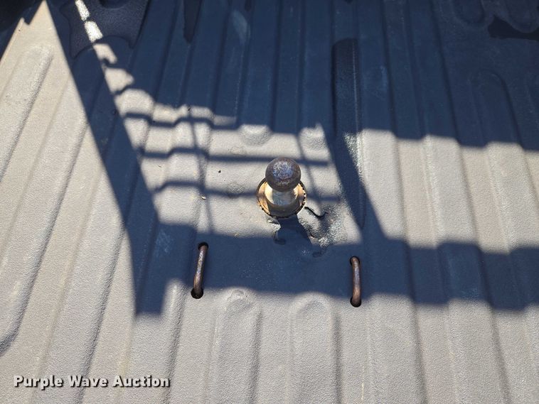 image for item ET5084 2014 RAM 3500 Crew Cab pickup truck