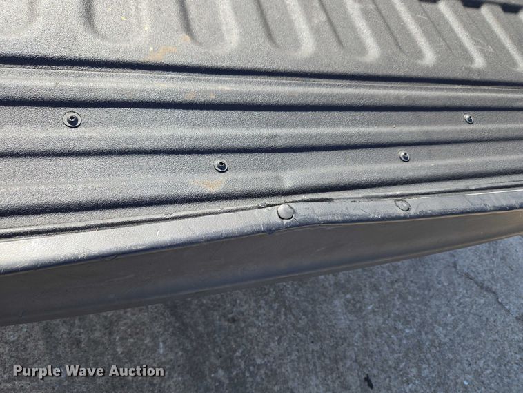 image for item ET5084 2014 RAM 3500 Crew Cab pickup truck