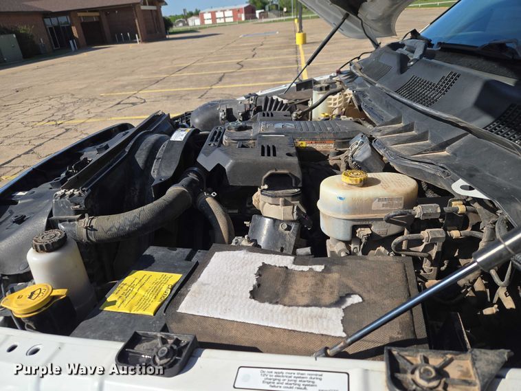 image for item ET5084 2014 RAM 3500 Crew Cab pickup truck