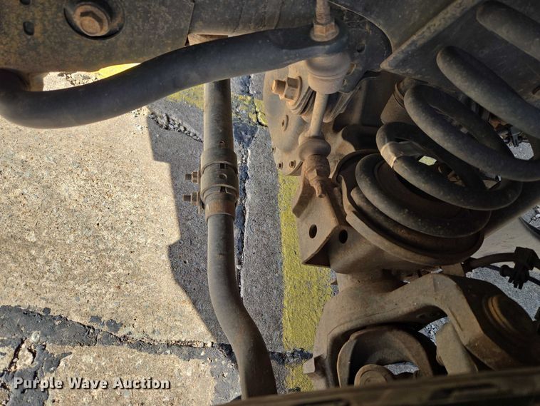 image for item ET5084 2014 RAM 3500 Crew Cab pickup truck