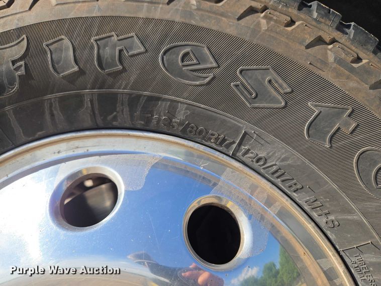 image for item ET5084 2014 RAM 3500 Crew Cab pickup truck