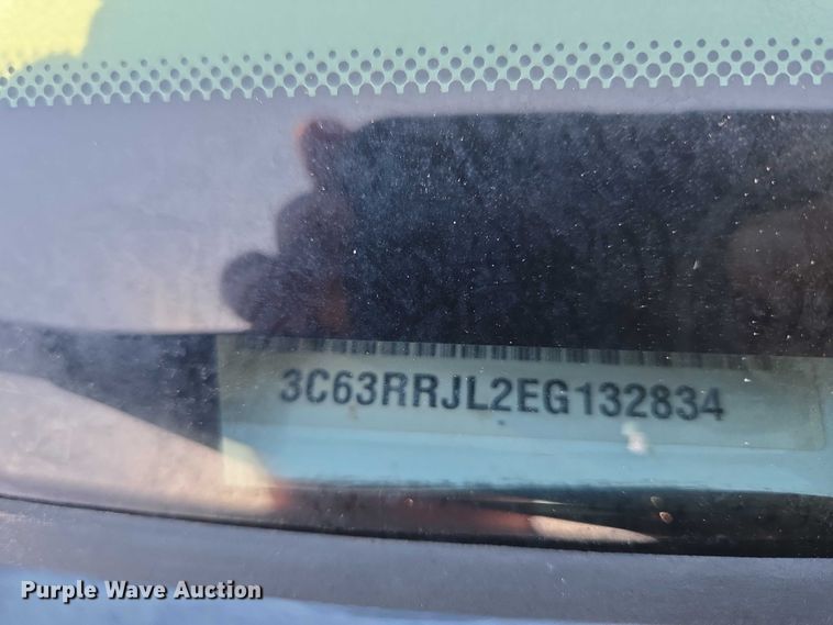 image for item ET5084 2014 RAM 3500 Crew Cab pickup truck