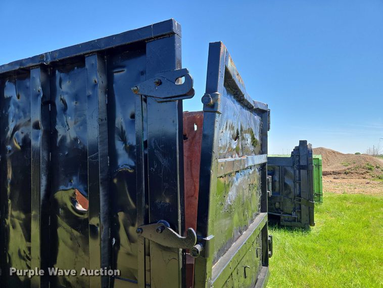 image for item ET5086 Roll-off dumpster