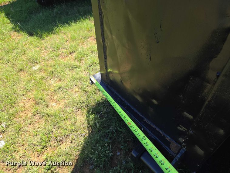 image for item ET5086 Roll-off dumpster