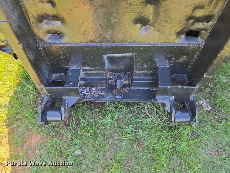 image for item ET5087 Roll-off dumpster