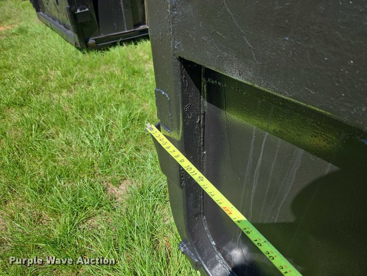 image for item ET5087 Roll-off dumpster