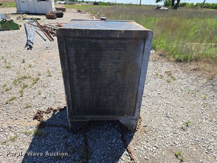 image for item ET5089 Safe