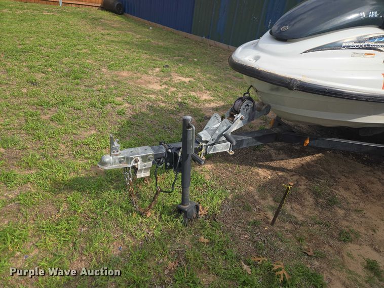 image for item ET5099 2001 Yamaha Wave Runner XL 800 personal watercraft