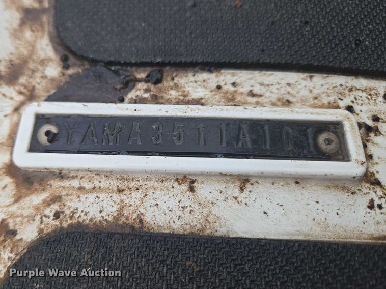 image for item ET5099 2001 Yamaha Wave Runner XL 800 personal watercraft