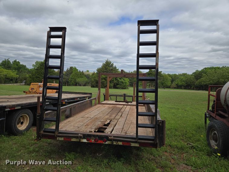 image for item ET5209 2008 Lamar equipment trailer