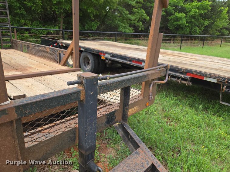 image for item ET5209 2008 Lamar equipment trailer