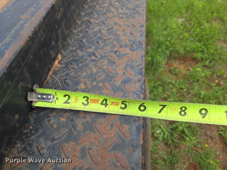 image for item ET5209 2008 Lamar equipment trailer