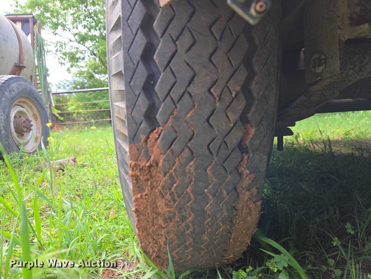 image for item ET5209 2008 Lamar equipment trailer