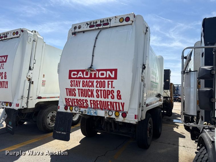 image for item ET6039 2013 Crane Carrier  refuse truck