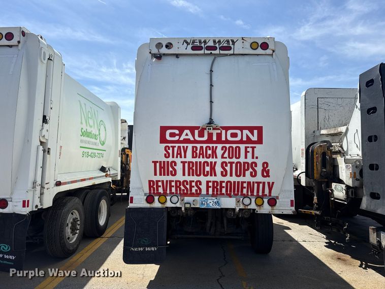 image for item ET6039 2013 Crane Carrier  refuse truck