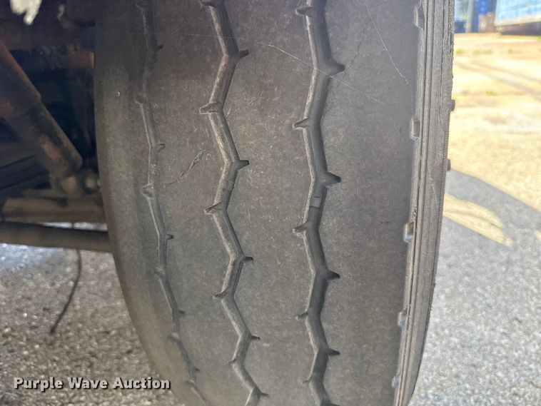 image for item ET6039 2013 Crane Carrier  refuse truck