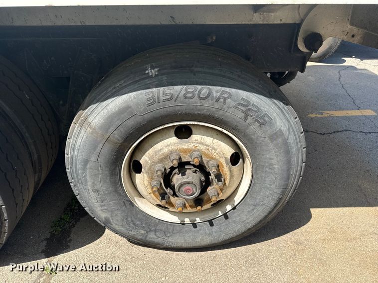 image for item ET6039 2013 Crane Carrier  refuse truck