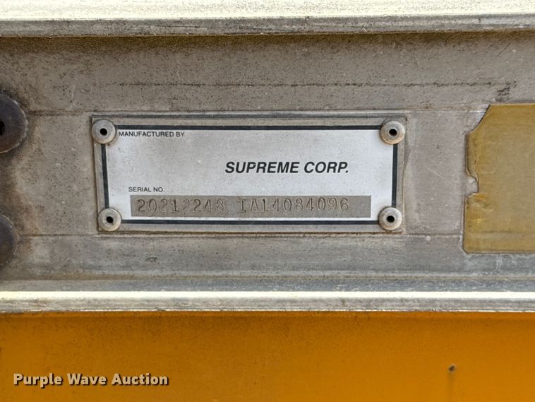 image for item ET6040 2003 Ford E450 box truck