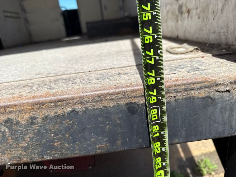 image for item ET6040 2003 Ford E450 box truck