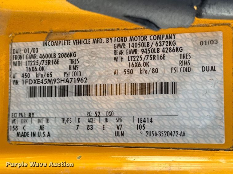 image for item ET6040 2003 Ford E450 box truck