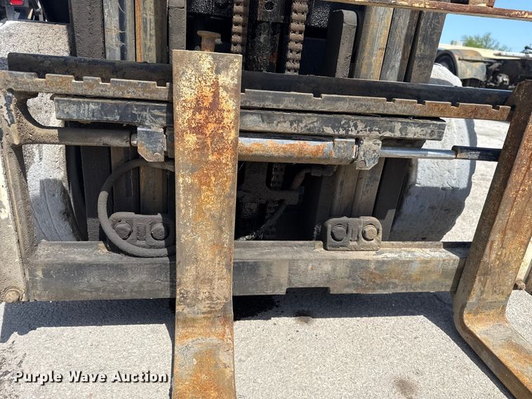 image for item ET6045 Yale GLP050TGEVAE086 forklift